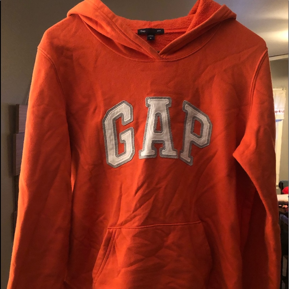 Gap sweatshirt